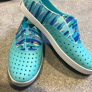 Women’s Native Shoes size 8